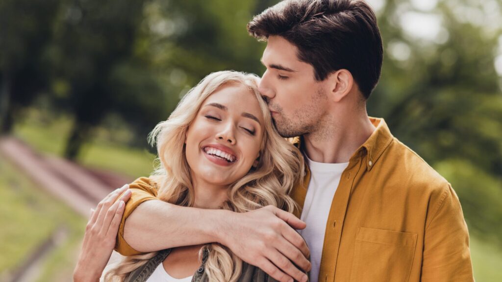 According to psychologists, a healthy relationship should follow the 5:1 rule.
