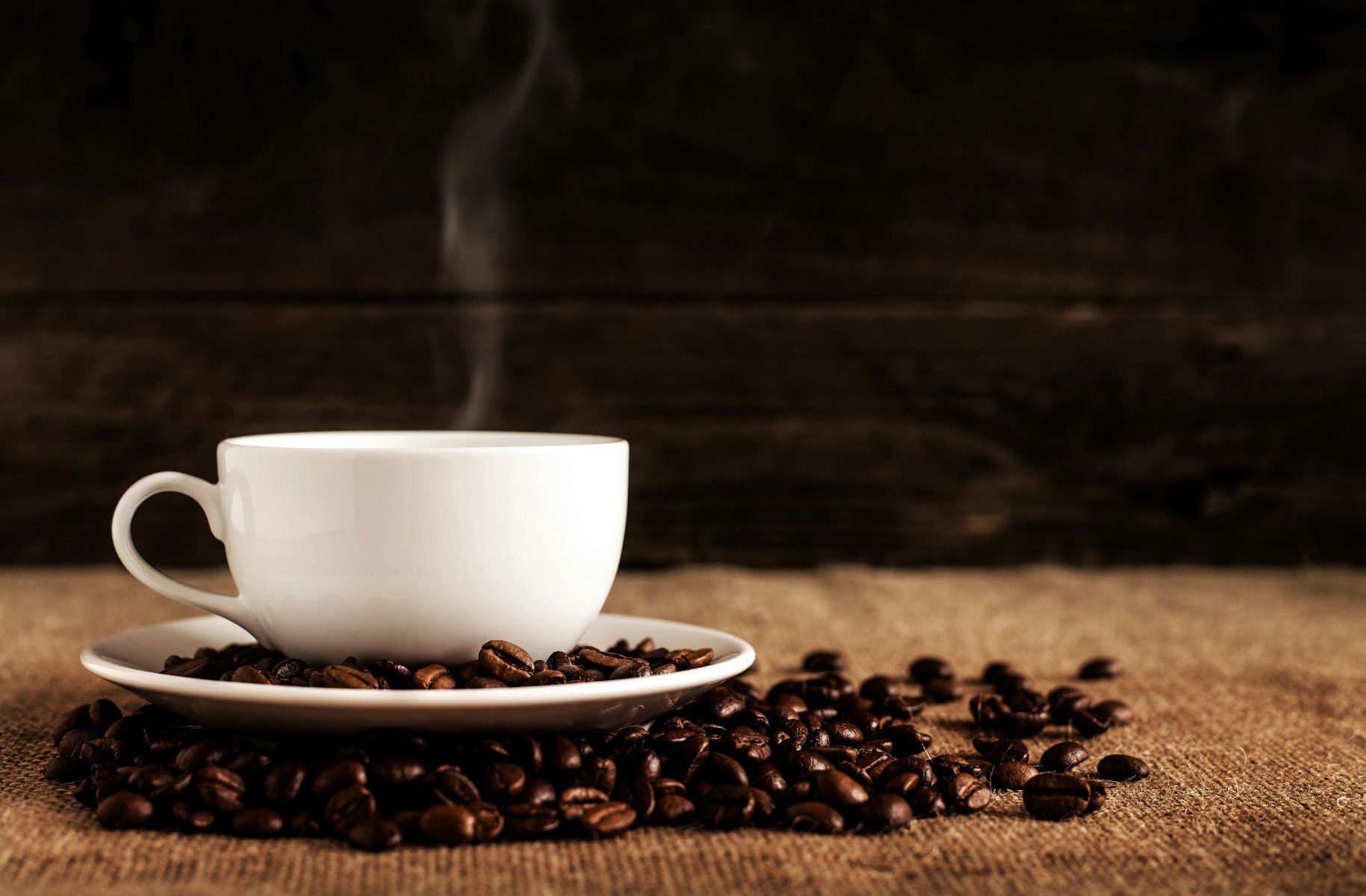 If you suffer from insomnia, muscle tension or dry mouth, you might want to consider whether you're overdoing it with coffee.