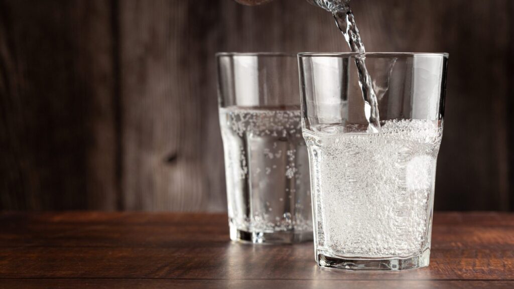 Do you prefer sparkling water to one without bubbles? You might want to reconsider.