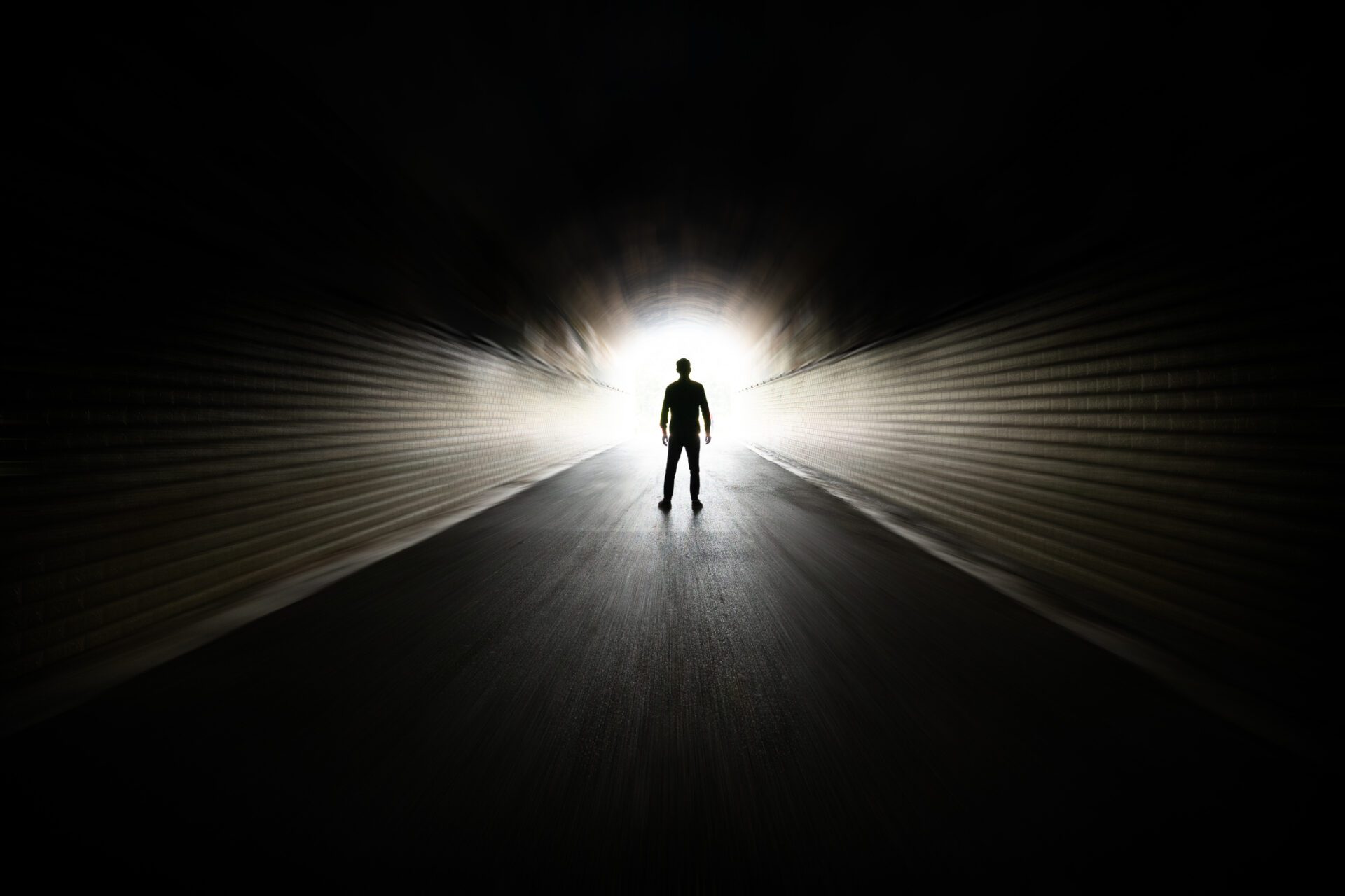 People who have almost died talk about near-death experiences. They agree that they saw the light at the end of the tunnel.