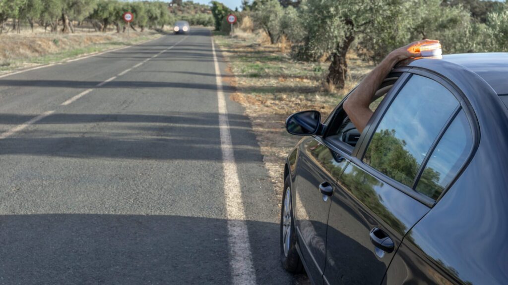 If you are travelling abroad, you should know the local transport rules. In Spain, if a car breaks down, a simple warning triangle is not enough.