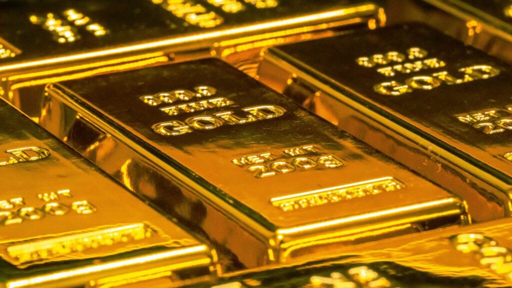 Gold is fluctuating like never before. No wonder its value is causing people to doubt and fear.