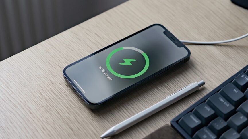 Do you think charging your phone is easy? Yet many people make mistakes.
