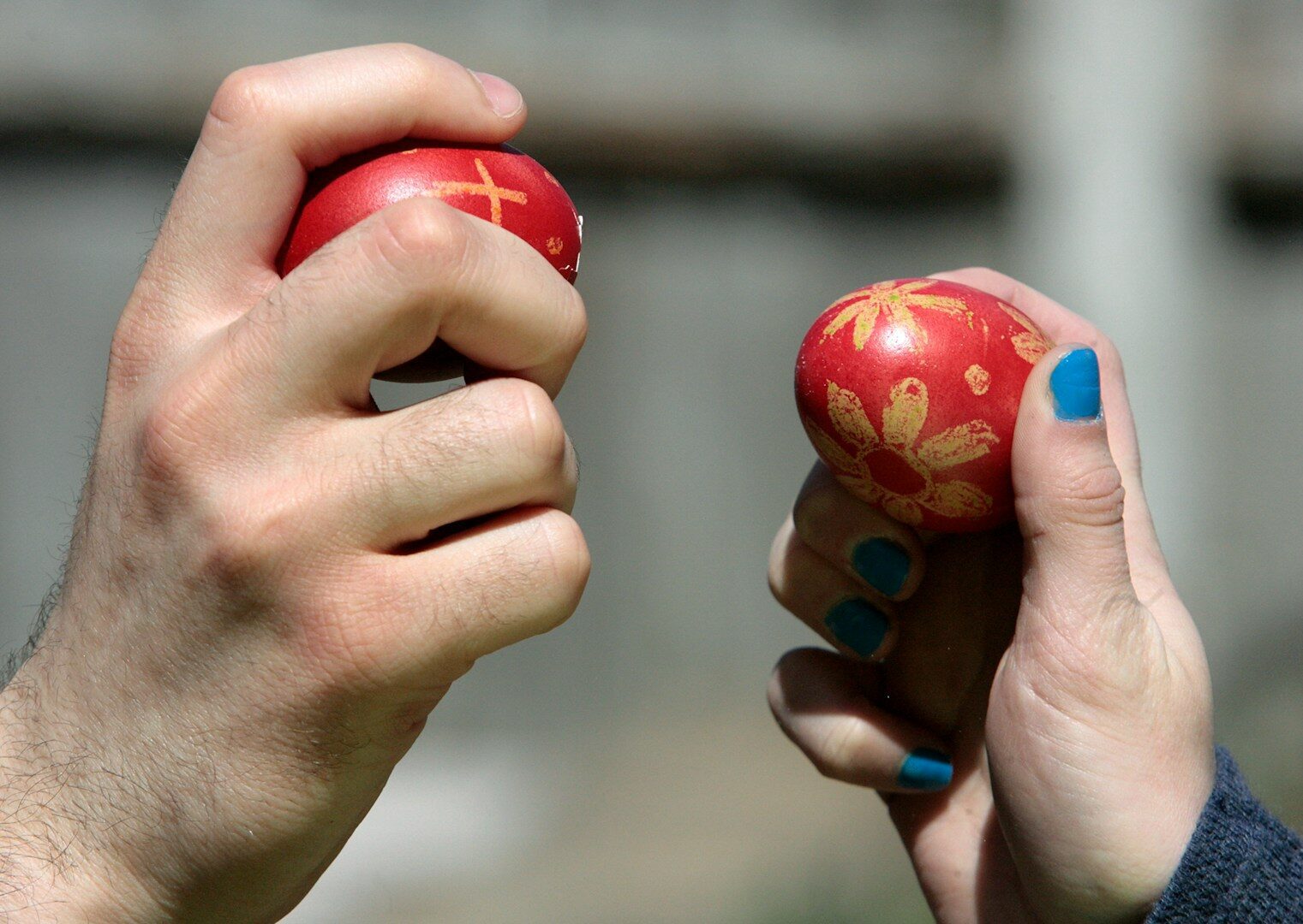 Easter eggs are mainly meant to remind us of spring. So floral patterns are definitely not out of place.