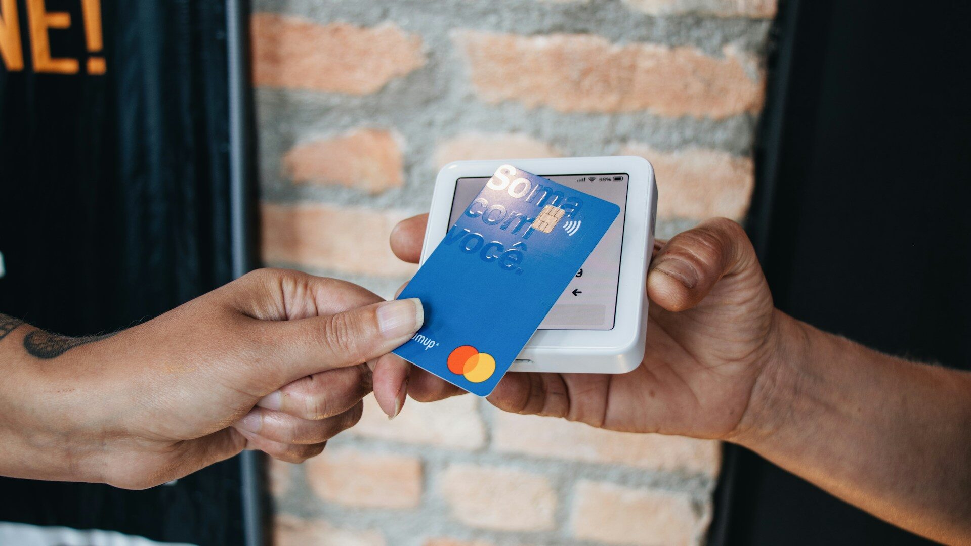 Contactless payment technology seems to be perfect. But fraudsters have eyes everywhere, so you need to be careful here too